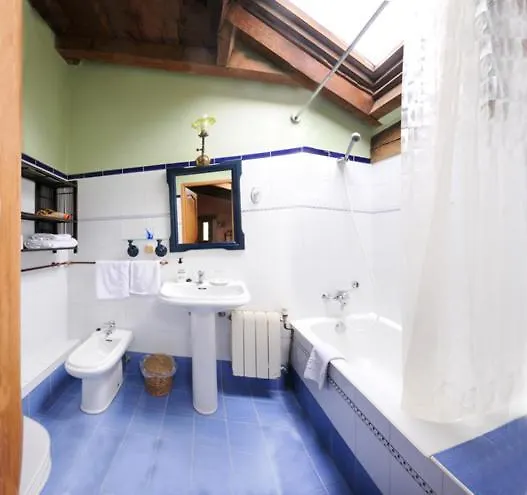Casa Rural Iketxe Hondarribia 0*,  Spain